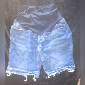 Time and True Maternity Shorts (M)